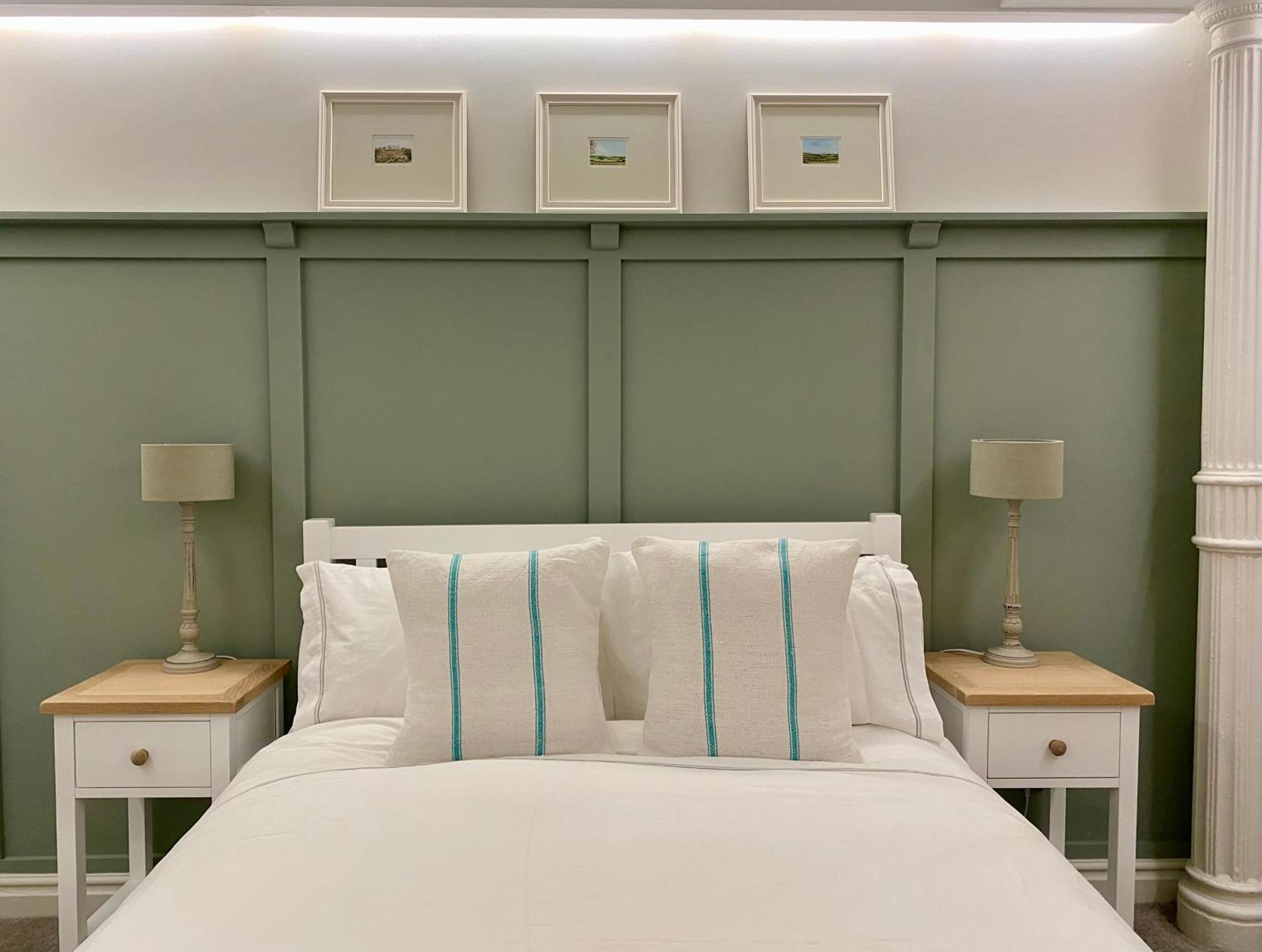 Victoria Bar Walls By Chateau Anna, Central York - Free Parking 외부 사진